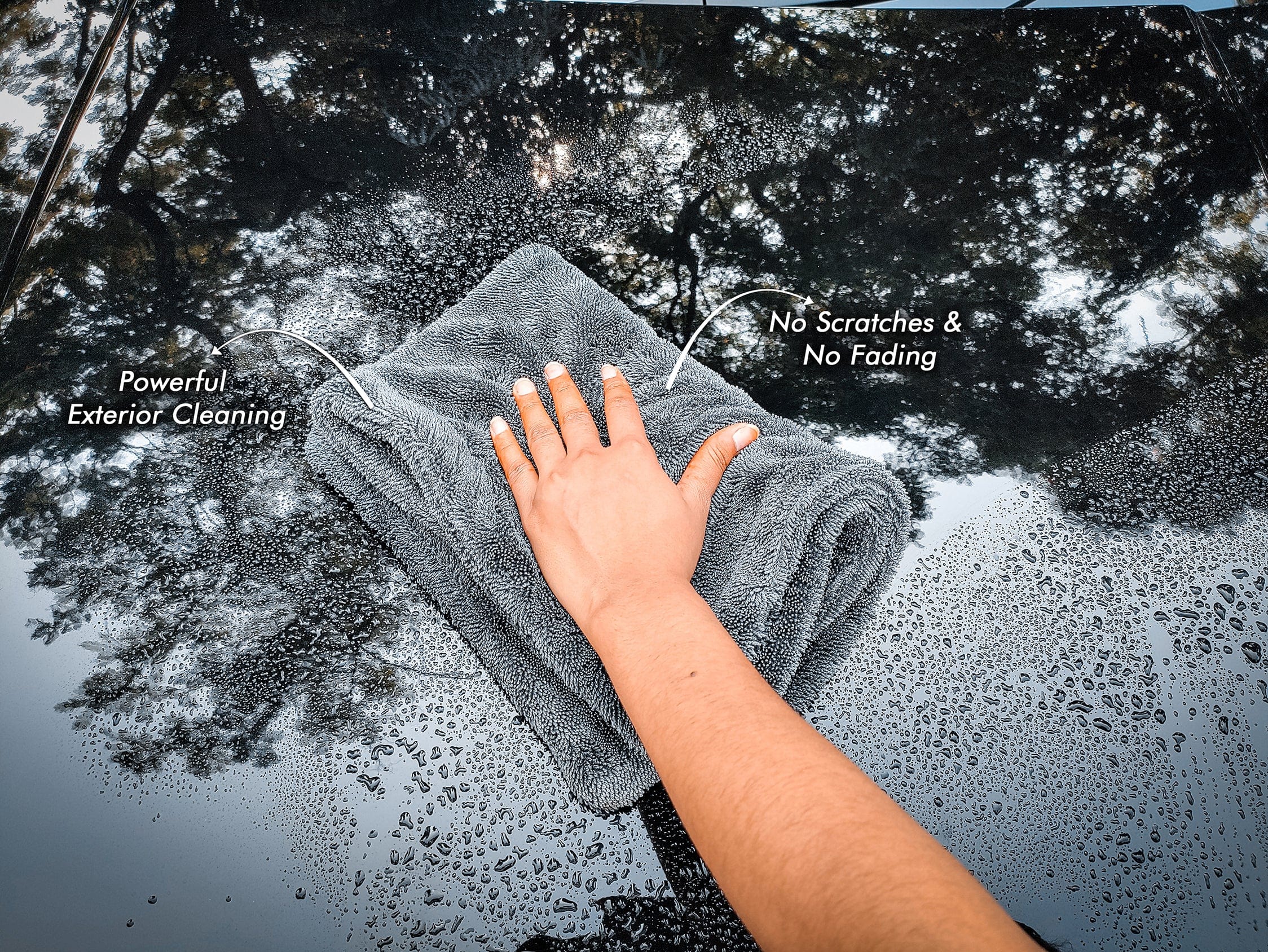 Powerful exterior cleaning with Microfiber lint free cloth - Softspun